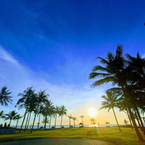 Villa 7 Bedrooms Beachfront Luxury